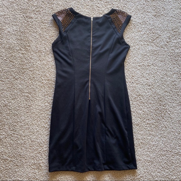 Allen B Dress - Picture 4 of 6